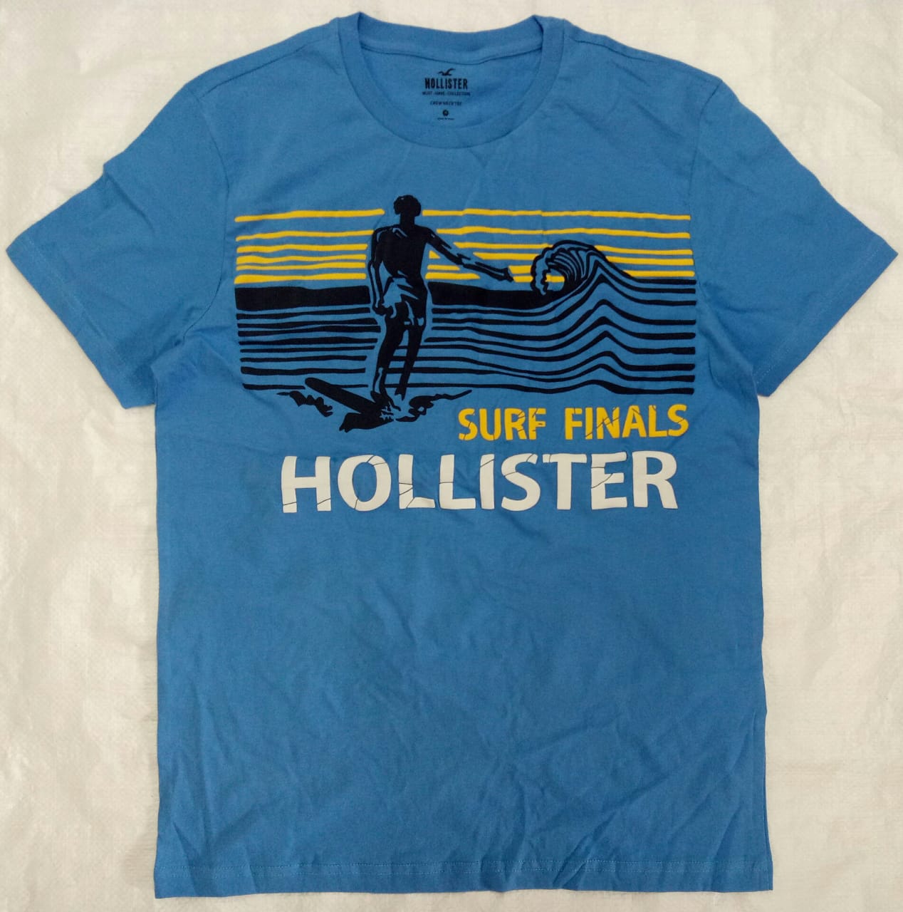 buy hollister t shirts online india