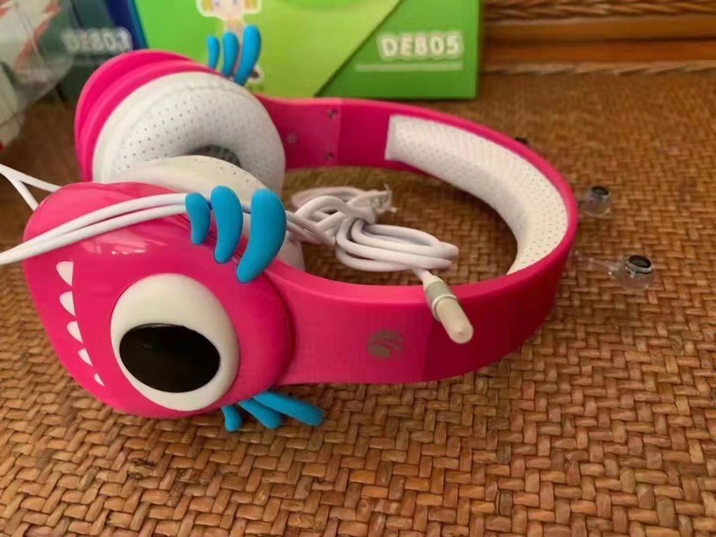 45013 - Children's headphone China